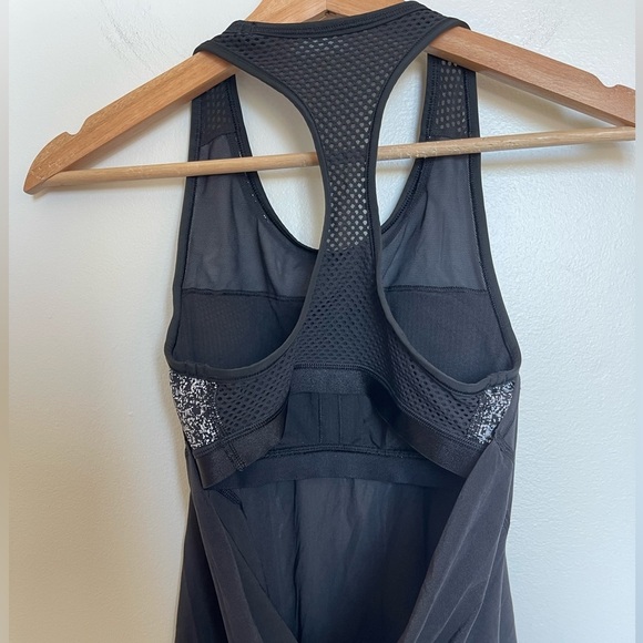 Lululemon Fit Physique Tank Black / Suited Print White Black - Picture 9 of 11